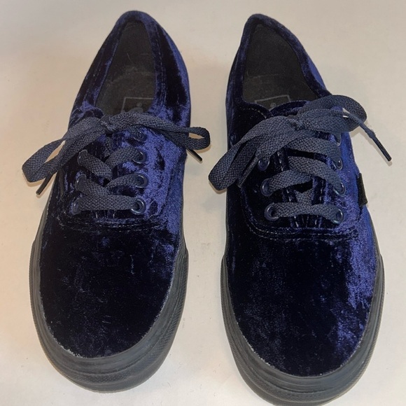 Vans Old Skool Sapphire Blue Velvet Skate Shoes Unisex Mens 5.5 Women’s 7 - Picture 1 of 10